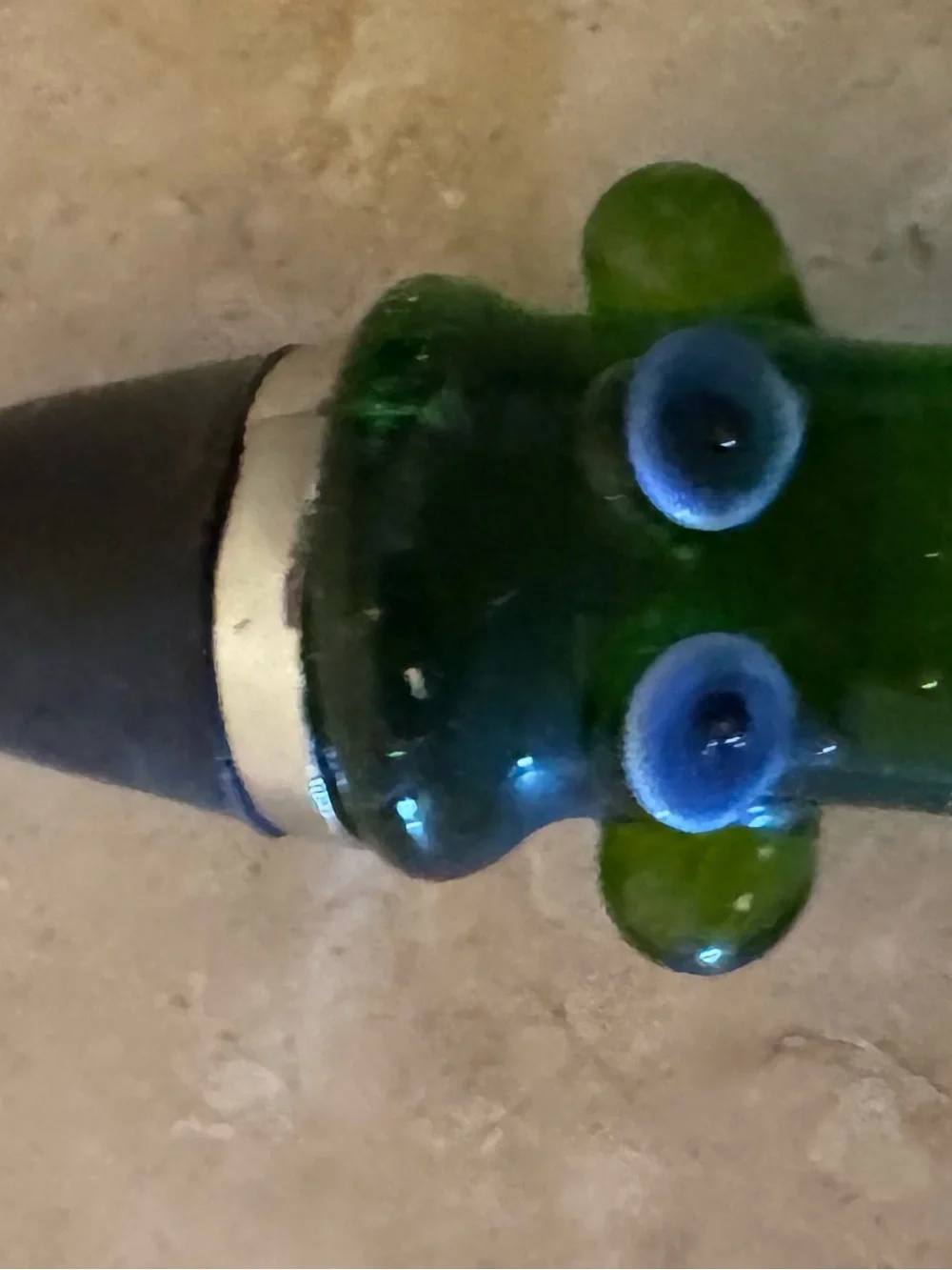 LSArts Alligator Handblown glass bottle stopper.